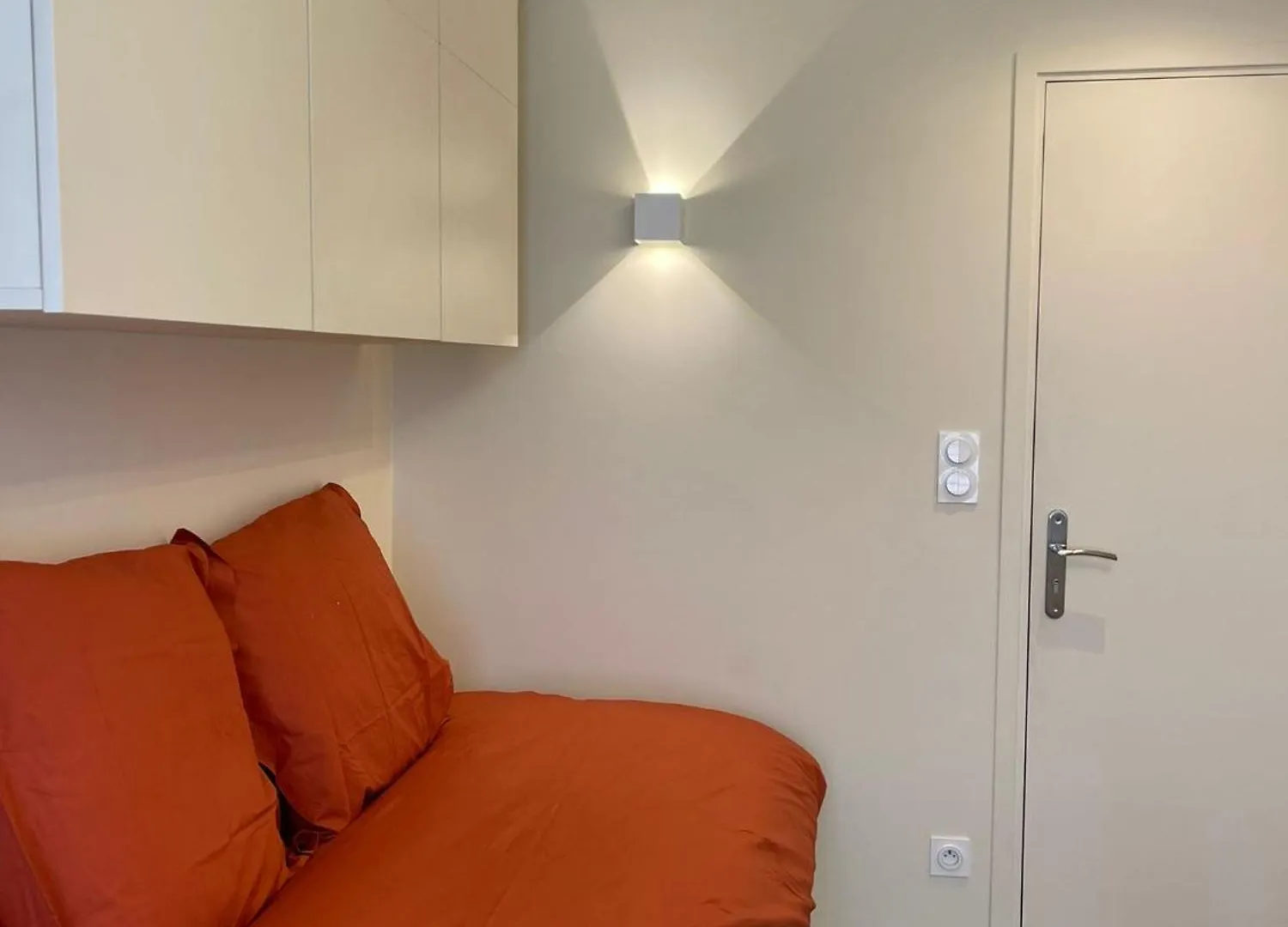 Comme Une Chambre D'Hotel Au Coeur De Lyon Frankrike