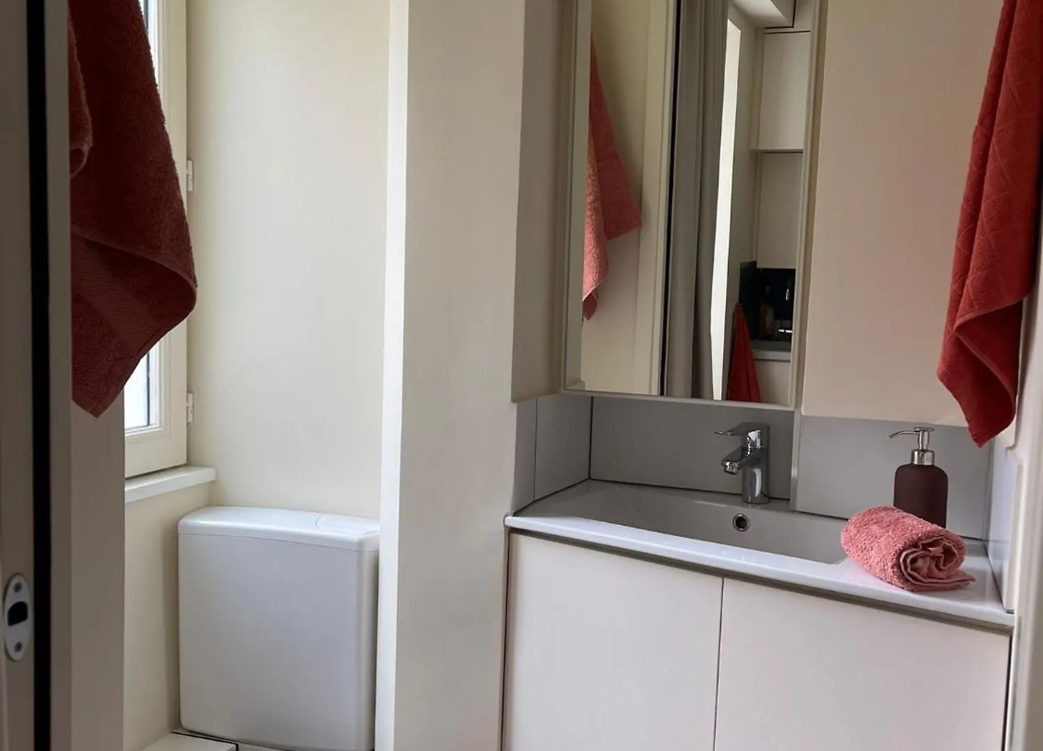 Lägenhet Comme Une Chambre D'Hotel Au Coeur De Lyon